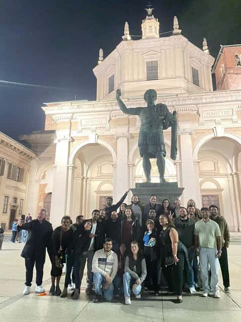 Milan: VIP Nighttime Corso Como Crawl to 2 Bars and 2 Clubs - An Insider Look at the Milan VIP Nighttime Corso Como Crawl