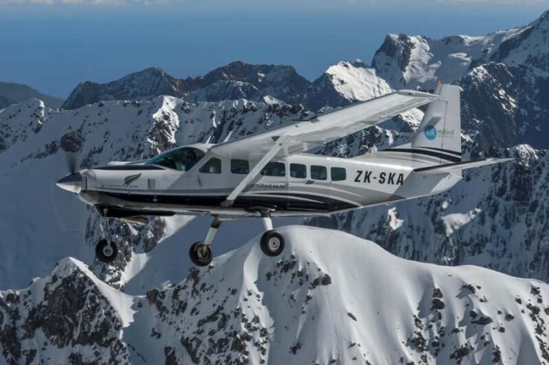 Milford Sound & Big 5 Glaciers Scenic Flight from Queenstown - Key Points