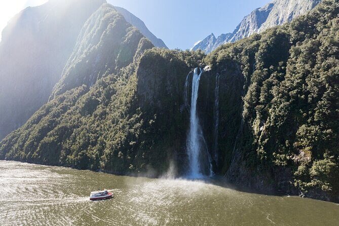 Milford Sound Coach & Extended Cruise from Queenstown - Key Points
