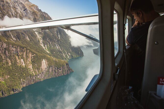 Milford Sound Cruise with Round-Trip Flights from Queenstown - Key Points