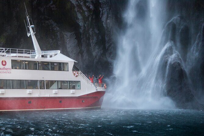 Milford Sound Nature Cruise with Southern Discoveries - Introduction: What You Can Expect from the Milford Sound Nature Cruise