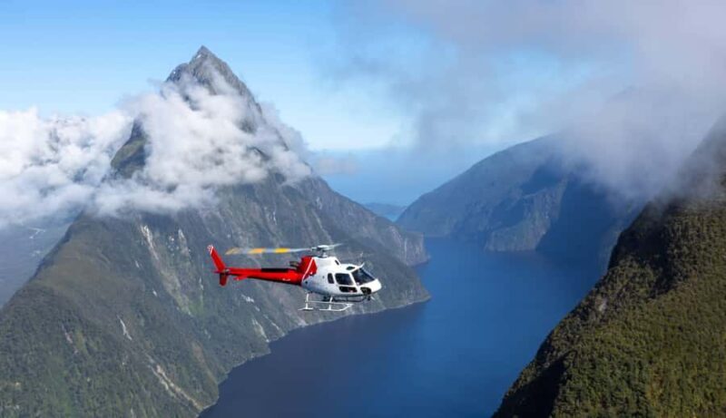 Milford Sound Scenic Helicopter Flight with Landing - An Up-Close Look at the Milford Sound Helicopter Experience