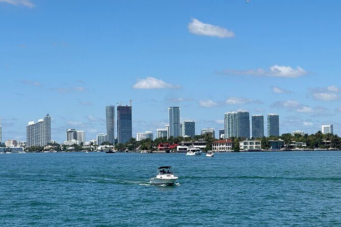 Millionaire Homes Miami Favorite Boat Cruise - The Pros and Cons
