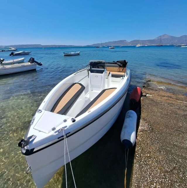 Milos: Rent a boat with or without Skipper - An In-Depth Look at the Milos Boat Rental Experience