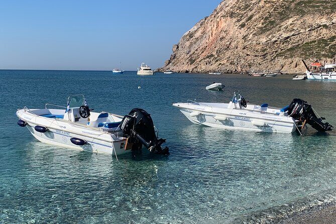 Milos: Rent a boat without License - Key Points