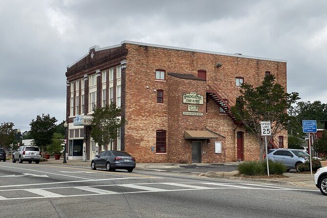 Milton Splash and Dash Tour & Scavenger Hunt - Key Points