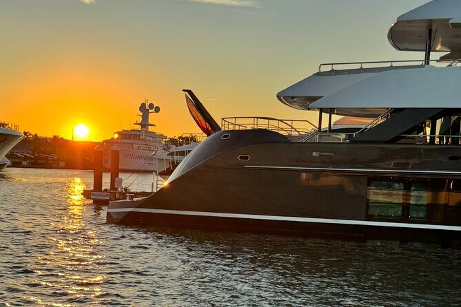 Mimosas, Mansions & Megayachts Tour - Who Should Consider This Tour?