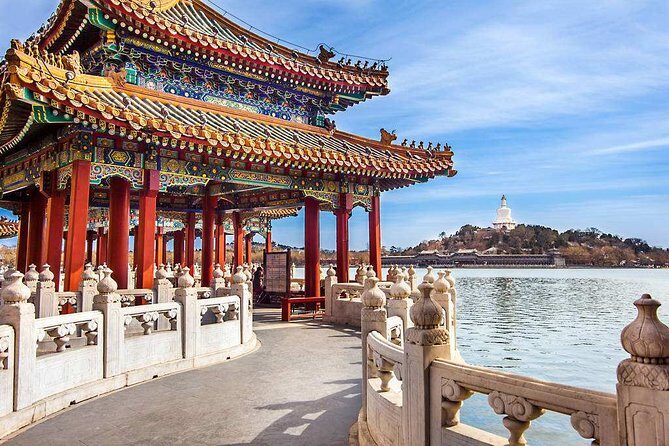 Mini Group Tour: Jingshan Hill, Beihai Park, Prince Kung's Mansion, Lama Temple - An In-Depth Look at the Experience