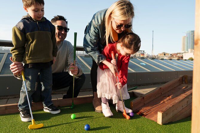 Mini Outdoor Golf in Montreal - Authentic Experiences and Traveler Insights