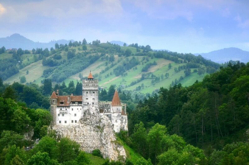Minivan 8: Peles & Dracula's Castle and Brasov Full-Day Trip - Final Thoughts