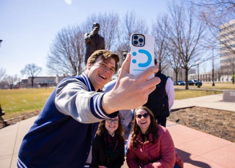Minneapolis: History and 4-Bar Crawl Guided Walking Tour - An In-Depth Look at the Minneapolis: History and 4-Bar Crawl Tour