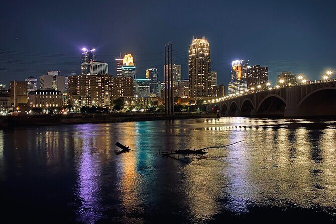 Minneapolis Local Bar Tour with Tastings - Exploring the Minneapolis Neighborhoods and Their Stories