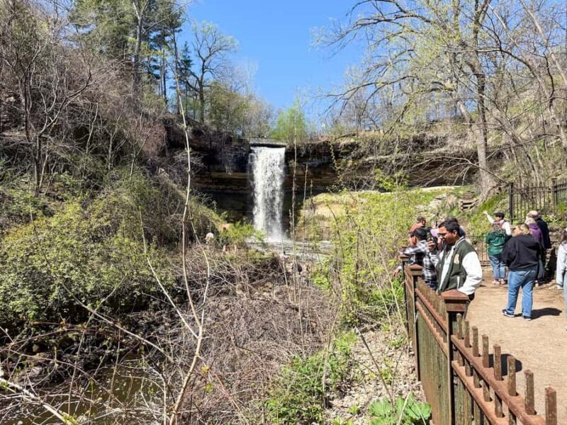 Minneapolis: Minnehaha Falls Trolley Ride - Minneapolis: Minnehaha Falls Trolley Ride — A Relaxed Way to See the City’s Best