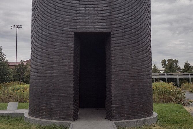 Minneapolis Sculpture Garden: A Self-Guided Walking Tour - An In-Depth Look at the Tour Experience