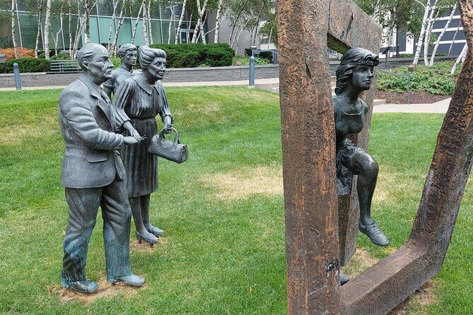 Minneapolis Walking Art Tour - Heart of Downtown - Who Will Love This Tour?