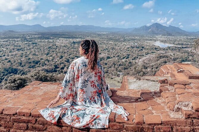 Minneriya National Park and Sigiriya Day Trip from Kalutara - Who Should Consider This Tour?