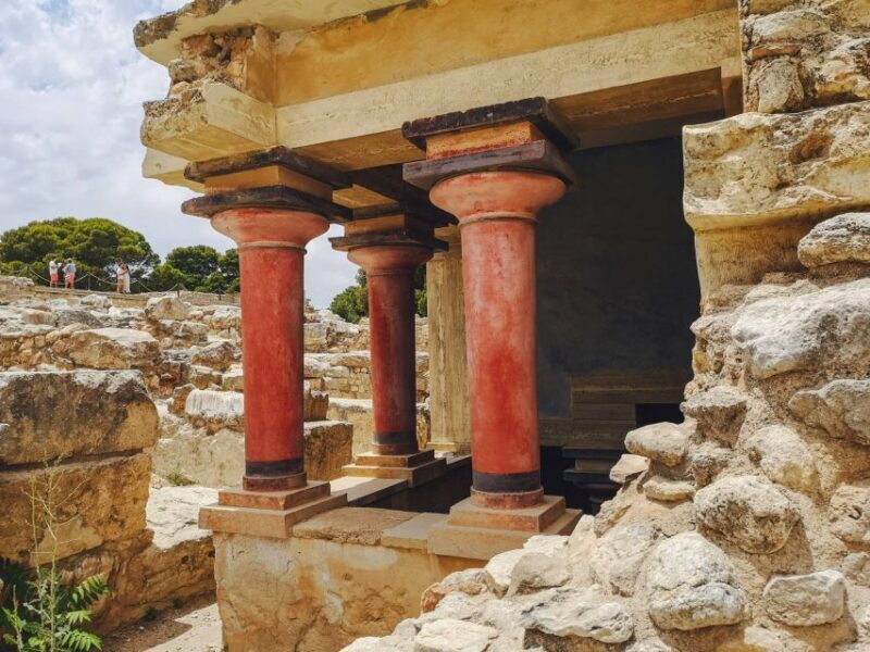 Minoan Path: Knossos Palace, Winery Visit, Lunch at Archanes - Who Is This Tour Best For?