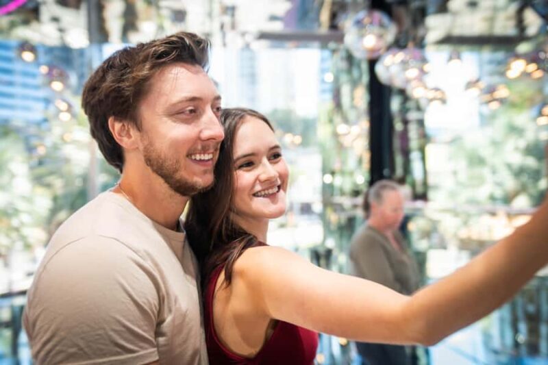 Mirror Bar - Mirror Bar Review: An Unusual Twist on Surfers Paradise Nightlife