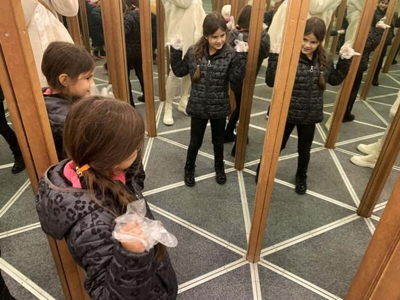 Mirror Maze and Hall of Laughter- Crooked Mirrors - The Experience’s Flow & Highlights