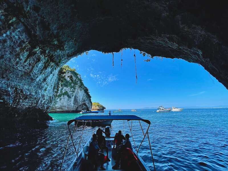 Mismaloya: Snorkeling, Cliff Jumping, and Beach Tour - The Experience for Different Travelers