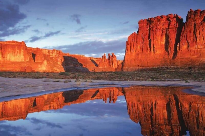 Moab: Arches National Park Sunset Tour - Who Should Consider This Tour?