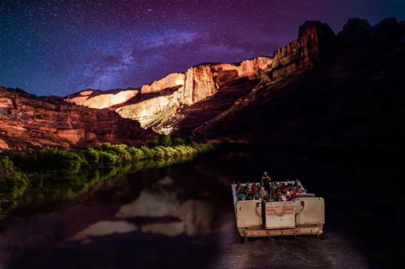 Moab: Colorado River Dinner Cruise with Music and Light Show - Key Points