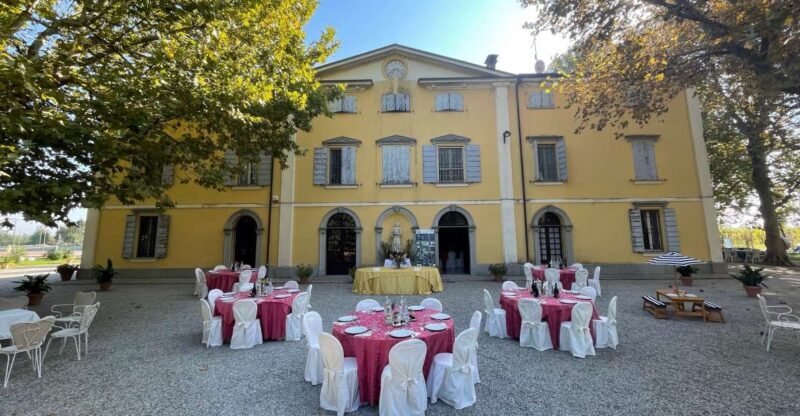 Modena: Balsamic Vinegar Cellar Tour, Tasting & Food Pairing - An In-Depth Look at the Modena Balsamic Vinegar Tour