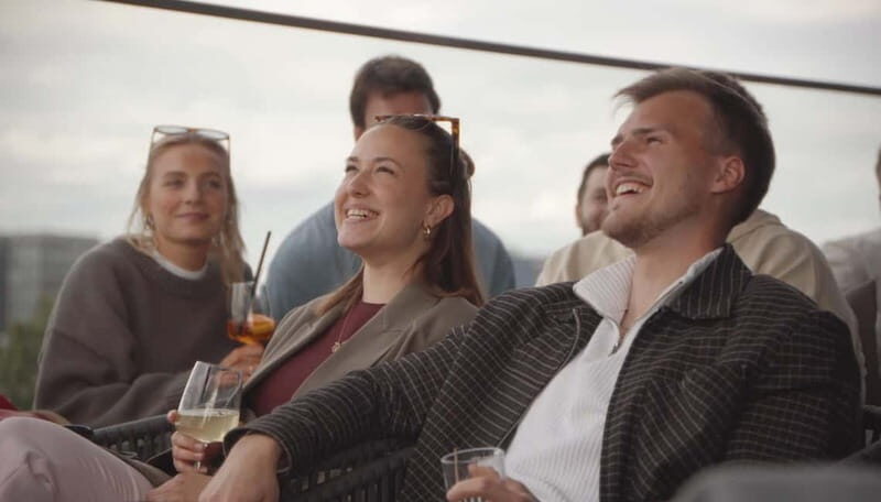 Moin Comedy Club: Rooftop Comedy mit Blick auf die Alster - An In-Depth Look at the Experience