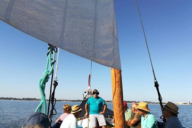 Moliceiro boat tour through the Ria de Aveiro! - Authentic and Enriching Experience