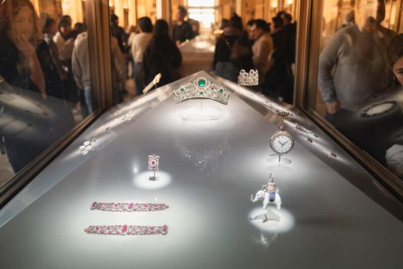 Mona Lisa & Treasures: 6-people Max Louvre Experience - Practical Details That Matter