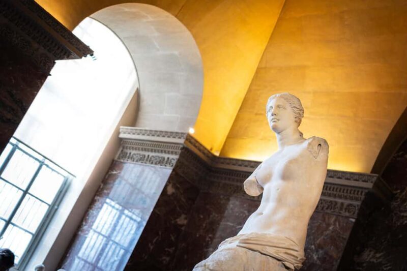 Mona Lisa & Treasures: 6-people Max Louvre Experience - Who Should Consider This Tour?