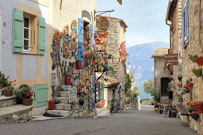 Monaco & Perched Medieval Villages Shared & Guided Tour from Nice - Who This Tour Is Best For