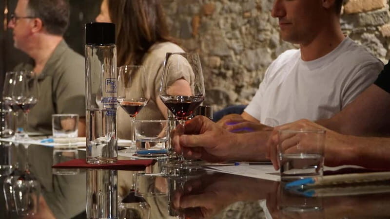 Monforte d'Alba: Wine and Chocolate Tasting Experience - Experience Breakdown: What You Can Expect