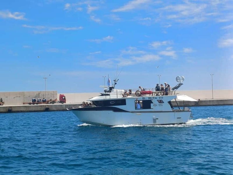 Monopoli: Boat Tour with Swim Stop in the Adriatic Sea - An In-Depth Look at the Monopoli Boat Tour