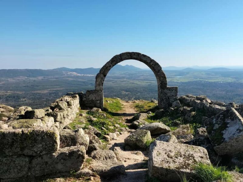 Monsanto (TV Game of Thrones): Private Day Tour from Lisbon - Practical Details and Value