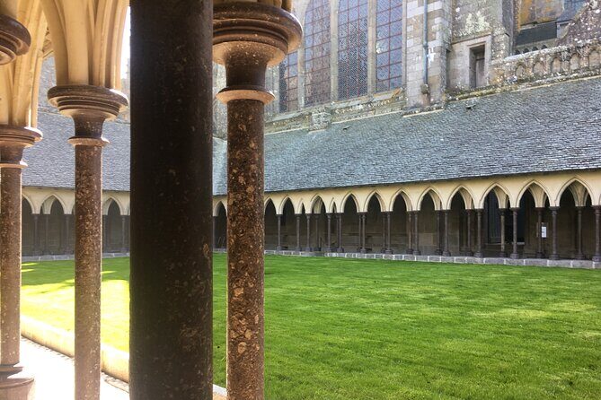 Mont Saint Michel / Bayeux, day tour with a licence local guide from Bayeux or Caen - Key Points