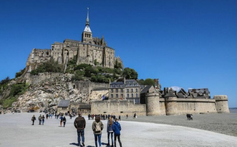 Mont-Saint-Michel: Private Guided Tour with Abbey Entrance - Who Should Consider This Tour?