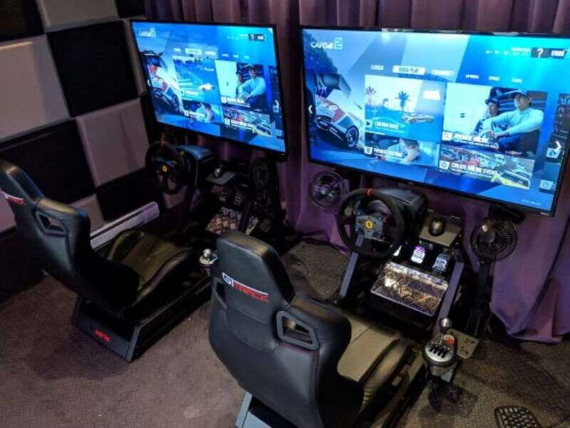 Mont Tremblant: Virtual Reality Car racing : 30 mins - The Facility and Staff