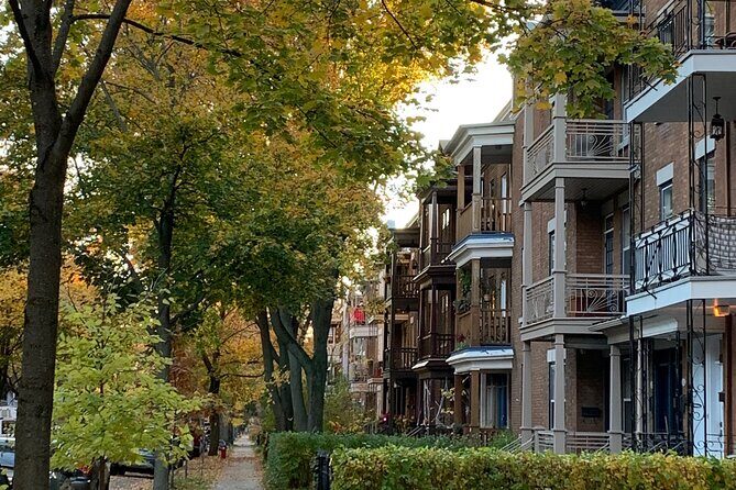 Montcalm & St. Jean Baptiste districts walking tour (2,5h) - An In-depth Look at the Tour