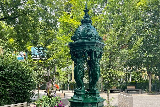 Montcalm & St. Jean Baptiste districts walking tour (2,5h) - FAQ