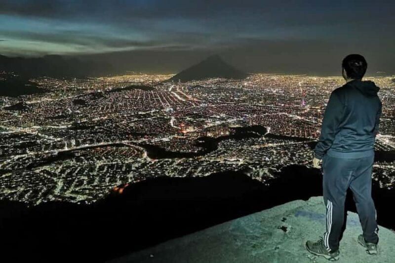 Monterrey: Cerro de la Silla Teleferico Sunset Hike - Key Points