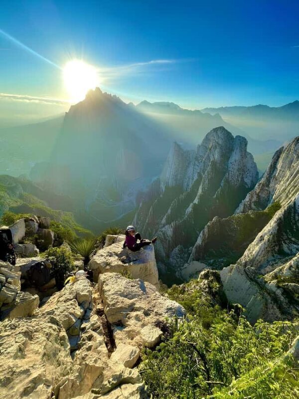 Monterrey: Hiking with Rappelling to El Nido de los Aguiluchos - Key Points