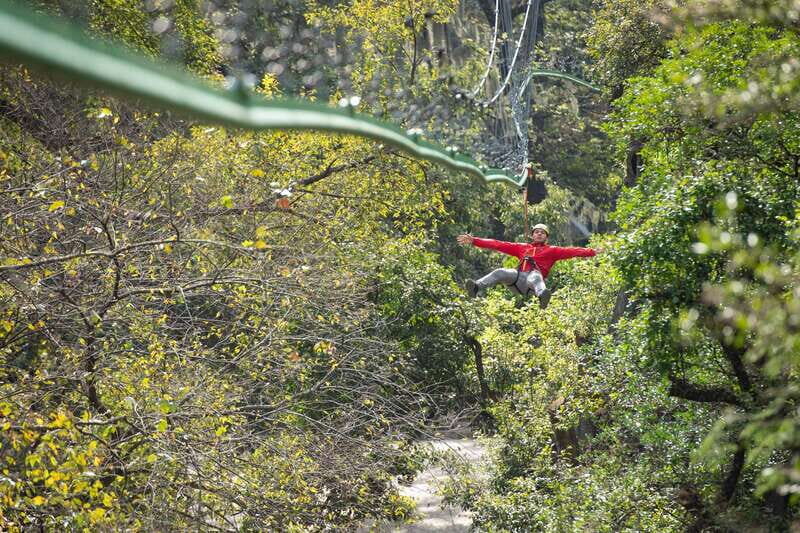 Monterrey,NL: IBO Roller Zip in Cola de Caballo - FAQs