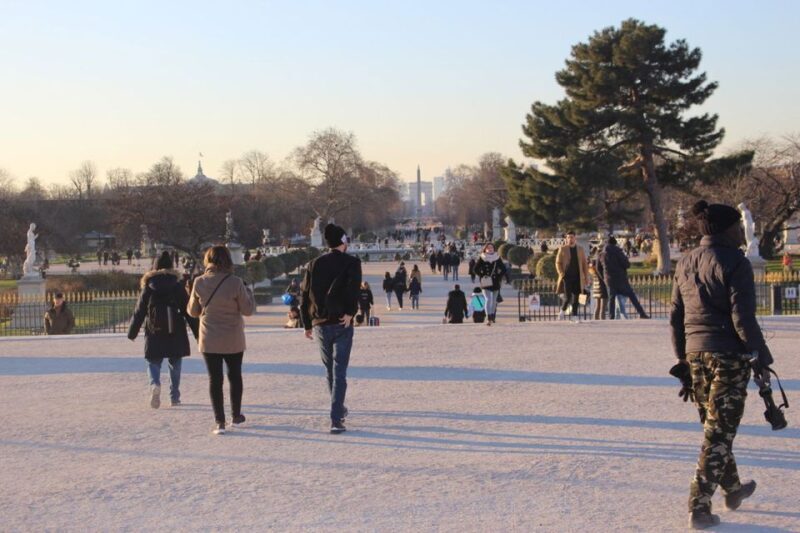 Montmartre Best Highlights & Wine and Cheese Tasting Tour - Key Points