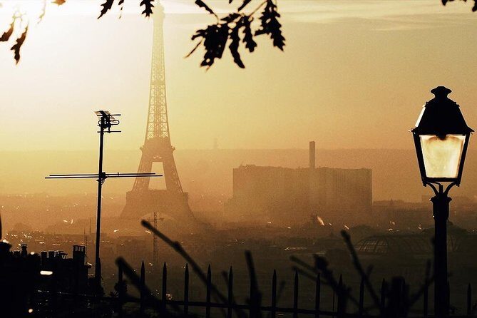 Montmartre District and Sacre Coeur - Exclusive Guided Walking Tour - The Detailed Itinerary and What to Expect