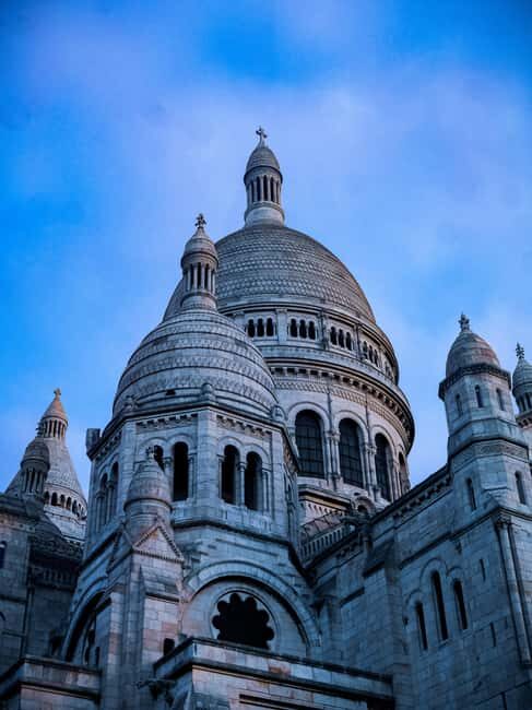 Montmartre: Semi Private Guided Stroll in Bohemian Paris - Who Should Take This Tour?