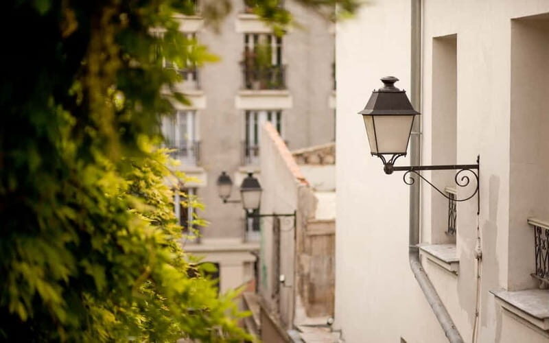 Montmartre : Small Group Guided Walking Tour - Exploring Montmartre: Small Group Guided Walking Tour – An In-Depth Review