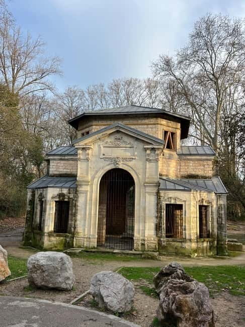 Montpellier: Guided Tour of Unusual Places by Electric Bike - FAQs