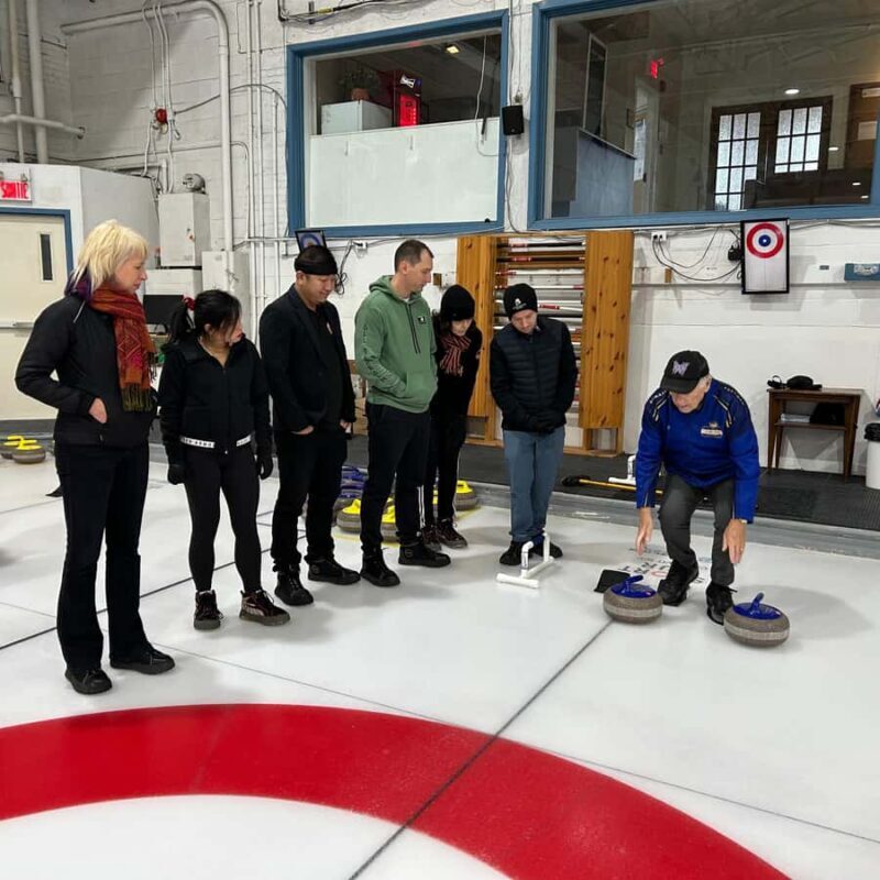 Montreal: Curling Experience with instructor and equipment - Who Will Love This Experience?