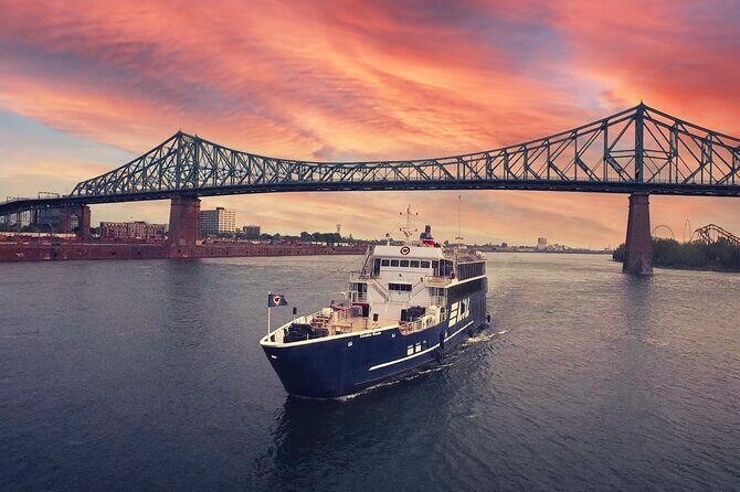Montreal: Evening cruise with DJ - Montreal: Evening cruise with DJ – A fun, scenic way to see the city from the river